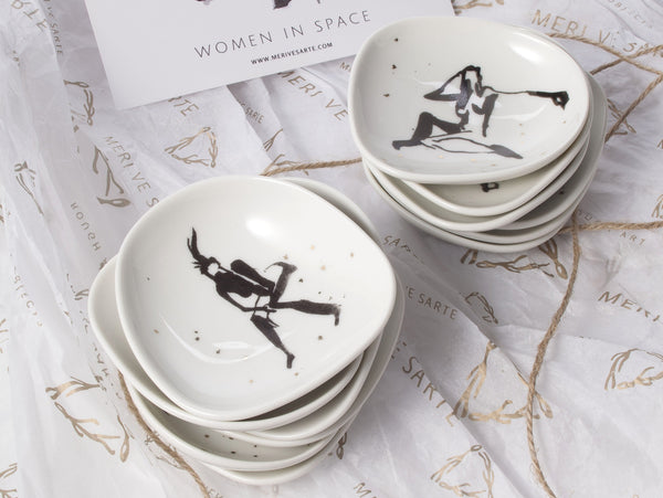 Six porcelain saucers - Women in space 2